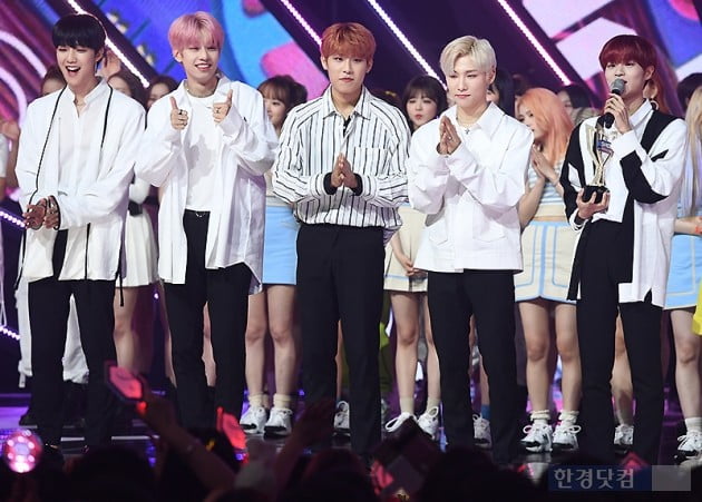 [포토] AB6IX, 이번 주 '챔피언 송' 차지