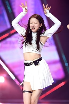 [포토] CLC 최유진, '군살 없는 늘씬한 몸매'