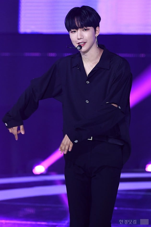 [포토] AB6IX 임영민, '블랙을 입어도 빛이 나네~'