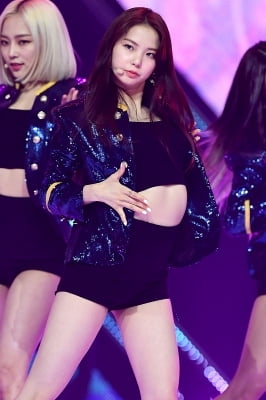 [포토] CLC 최유진, '돋보이는 깜찍함'