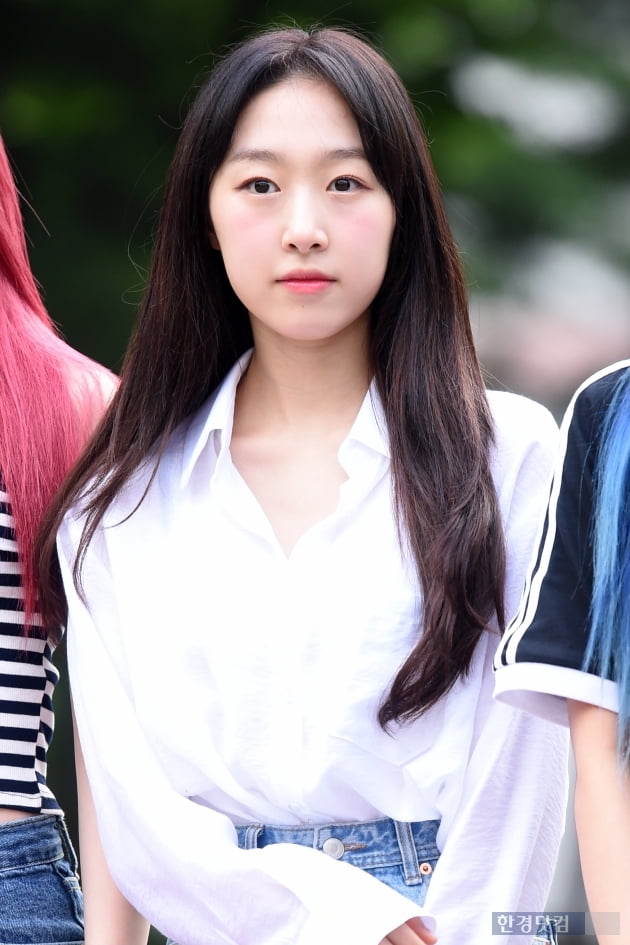 포토 우주소녀 수빈 귀여움 가득 | 한경닷컴