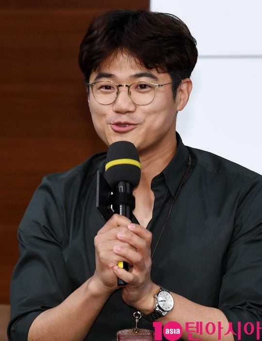 강희구 연출이 4일 오후 서울 상암동 MBC 골든마우스홀에서 진행된 MBC 라디오 [여성시대 양희은, 서경석입니다] 기자간담회에 참석하고 있다.