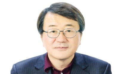 보험 CEO도 금융위 과장도 2년이면 교체…근시안적 경영·정책, 보험산업에 악영향