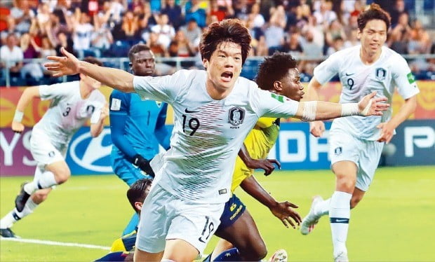 한국 축구 새역사 썼다…U-20 월드컵 결승 진출