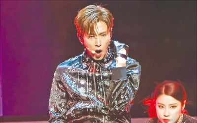 '열정 만수르' 유노윤호, 16년 만에 첫 솔로 앨범