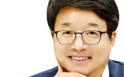 "국제회의 유치 전담기구 출범…수원 '한국의 다보스'로 만들 것"