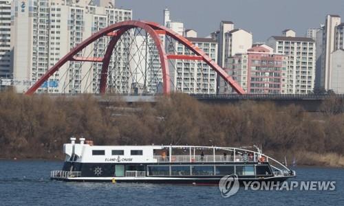 진영 행안장관, 한강 유람선 안전관리 실태 현장점검