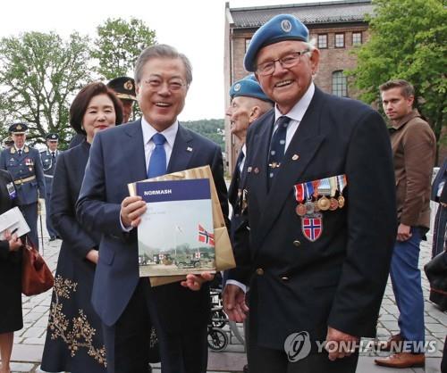 문 대통령 "세계최고 민주주의 노르웨이, 민의반영 의회 역할 커"