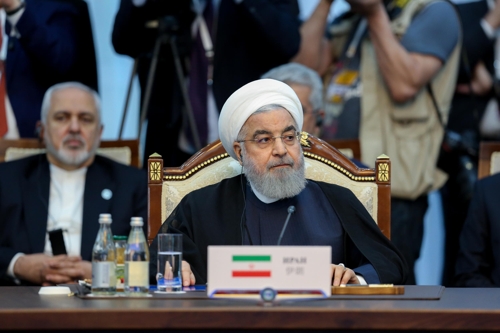 이란 대통령 "혼자만 핵 합의 못 지켜…준수 축소 불가피"