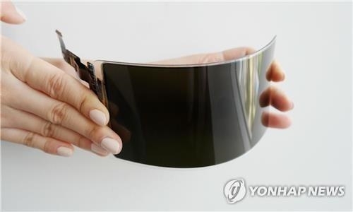 삼성, 스마트폰 디스플레이 시장 '단독질주'…2위권 '격전'
