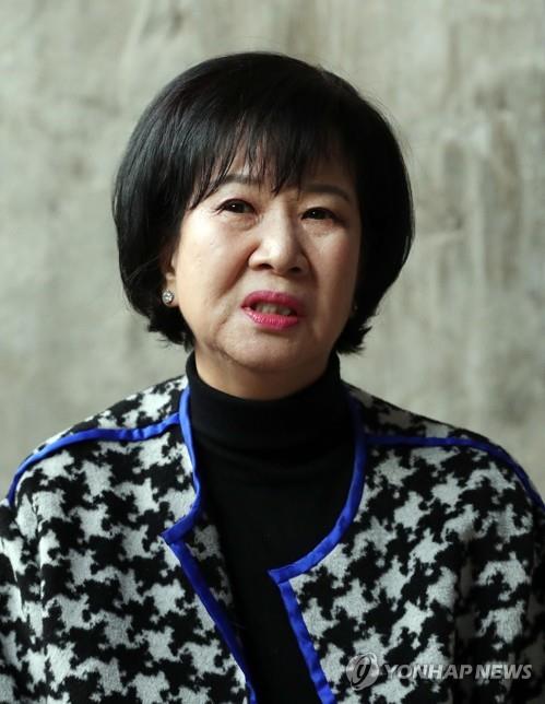 한국당 "손혜원 의원직 사퇴·국정조사"…민주, 반응 자제