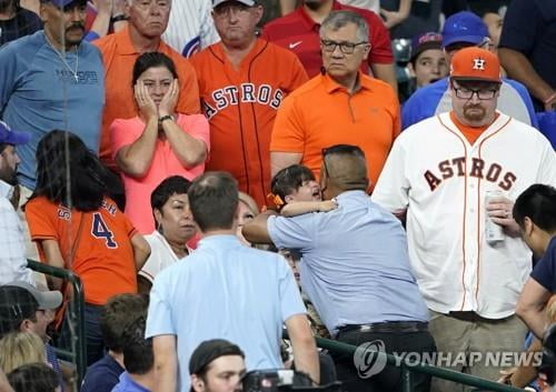 시카고 화이트삭스, MLB 최초로 파울라인 끝까지 안전망 설치