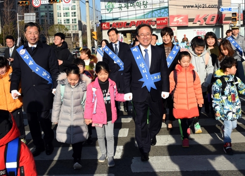 [인터뷰] 김석준 부산교육감 "점진적 변화…창의·융합형 인재양성"