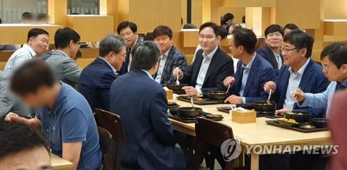 이재용, 삼성물산 경영진 간담회…非전자 계열로 '보폭 확대'