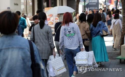 소비심리 두달째 악화…'집값 오른다' 전망은 늘어