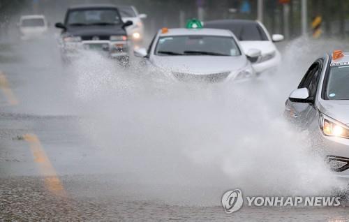 강원 중남부 중심으로 밤까지 장맛비 5∼10㎜