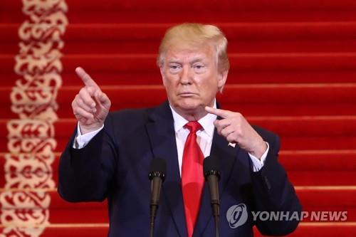트럼프, 서울서도 예외없는 '자화자찬'…비판언론에 또 불만
