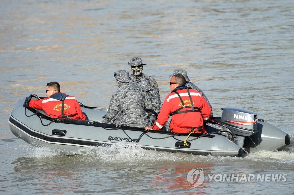 구조대 "다뉴브강, 세월호 당시보다 더 어려운 상황"