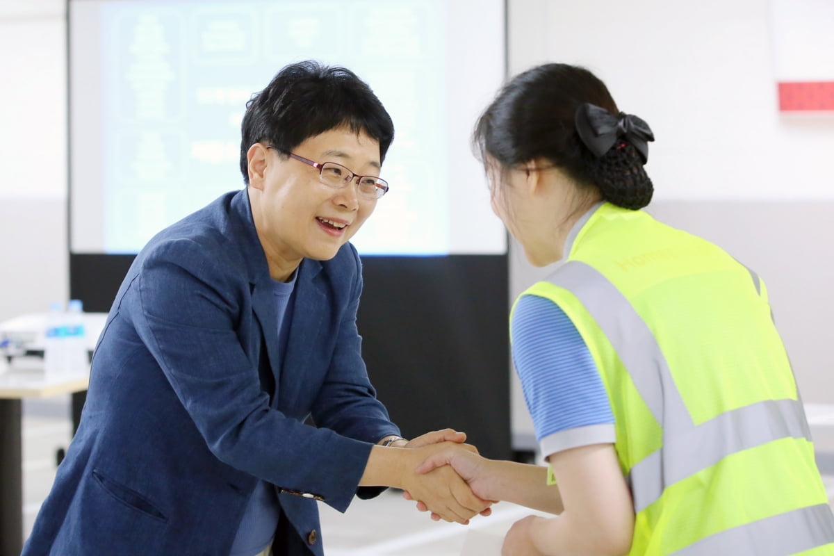 임일순 홈플러스 사장, 직원에 손편지 "유통 위기, 새로운 강자되자"