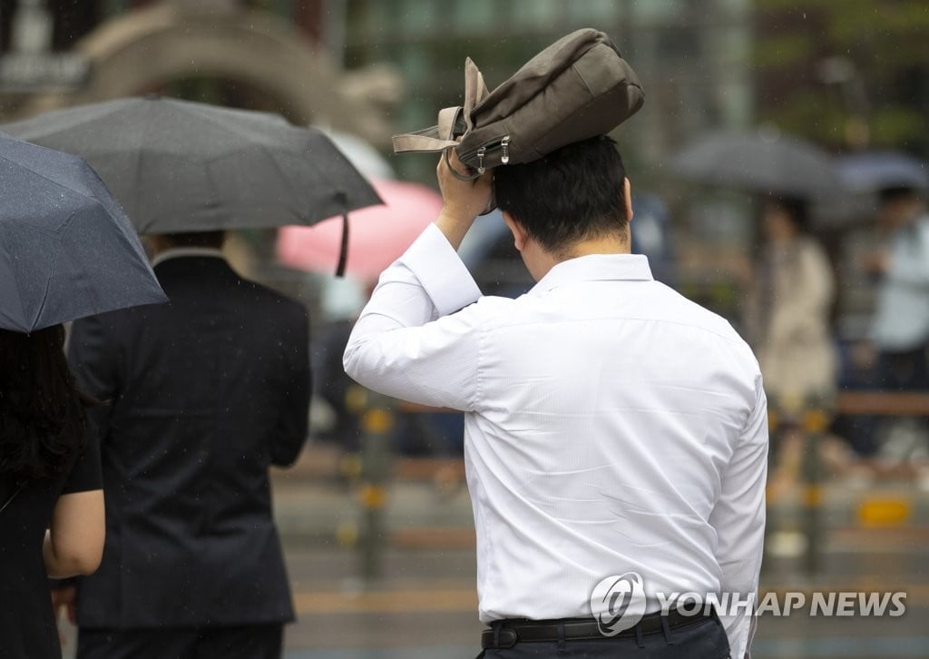 [날씨] 내일 오후부터 비…미세먼지 `보통`