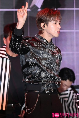 [TEN PHOTO] 동방신기 유노윤호 &#39;섹시함 넘버원&#39;