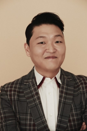 [TEN 이슈] 싸이, &#39;YG 성접대 의혹&#39; 참고인 조사…피네이션·정규 9집·&#39;2019 흠뻑쇼&#39; 영향 미칠까