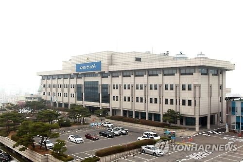 '이재명호 조직개편' 난항…경기의회, 조례안 처리 또 연기