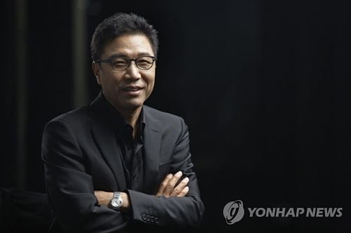 KB자산운용 SM에 주주서한…"이수만 개인회사 합병해야"