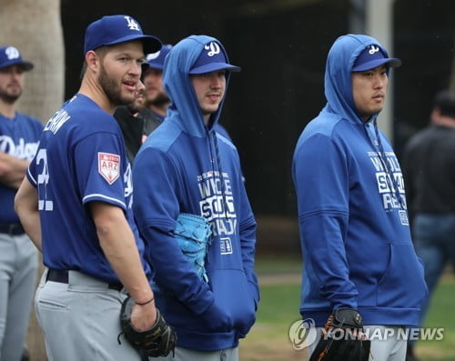 MLB닷컴 "류현진은 슈퍼맨, 미국에서도 슈퍼스타가 되다"