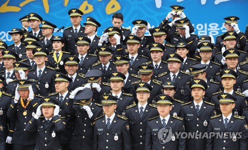 경정 '계급정년 연장' 법안에 하위직 경찰관 '부글부글'