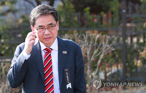 곽상도, 김학의 수사외압 무혐의에 "文대통령 법적책임 묻겠다"