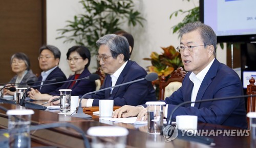 조선신보 "南당국, 실천행동으로 대북공조 용단 보여야"