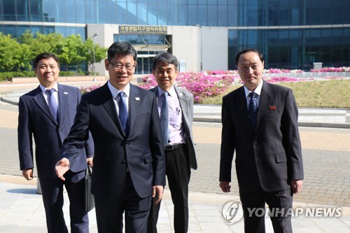 개성 남북연락사무소 '라인업' 변화…운영방식 재정립 주목