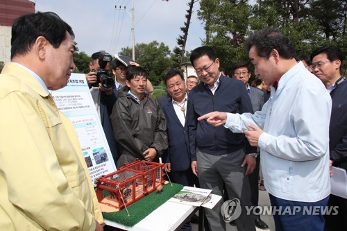 이총리, 北 돼지열병 발생에 한강하구 접경지대 방역 점검