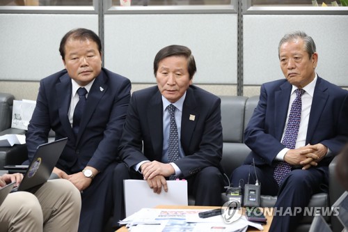 개성공단 대표단 출국…"美의회서 공단 재개 필요성 설명"