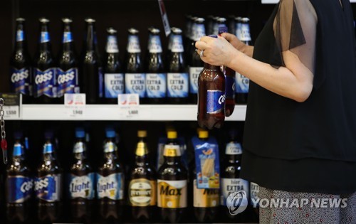 [일문일답] "생맥주 오르지 않을 것…수입맥주 '4캔 1만원' 유지"