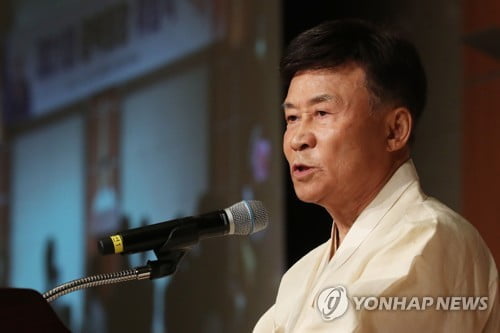 광복회장 "김원봉 서훈해야…총선 계기 법개정 추진"