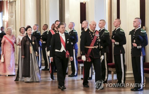 文대통령 "노르웨이처럼 평화 향한 걸음 멈추지 않겠다"