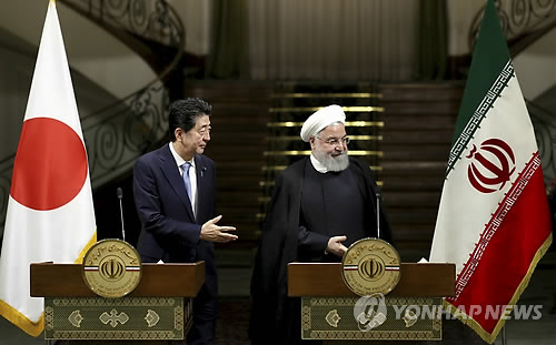 日언론 "이란, 아베에 원유금수 중단 요구 트럼프에 전달 요청"