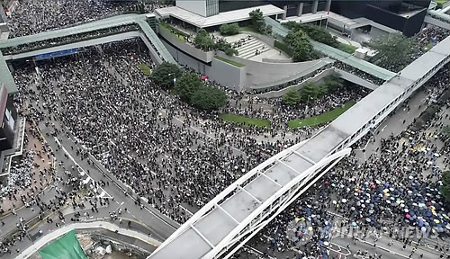 중국 언론, 홍콩 시위 놓고 "미국이 대중선동" 연일 비난