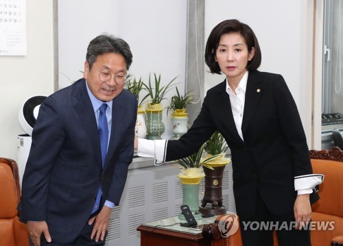 강기정 靑 정무수석, 나경원 방문…"소통 부족했다면 더 노력"