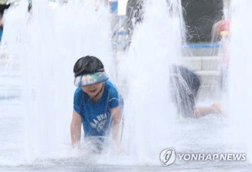 "무더위 조심하세요" 대구·경북 10곳 폭염주의보