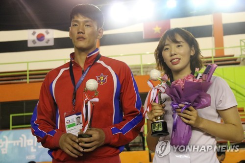 '아시안피스컵' 배구대회 폐막…"남북 화합에 만족"