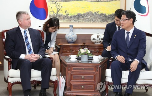 김연철, 비건에 "유연한 해법 필요"…"어느 때보다 중요한 시기"(종합)