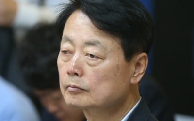 '막말 논란' 한선교, 한국당 사무총장 사퇴 "건강상 이유"