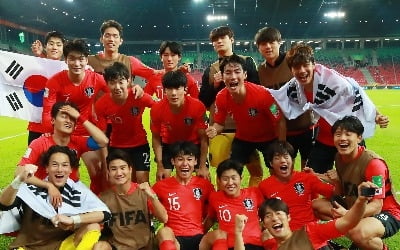 한국, 아르헨티나 꺾고 2019 U 20 월드컵 16강 진출…한일전 성사