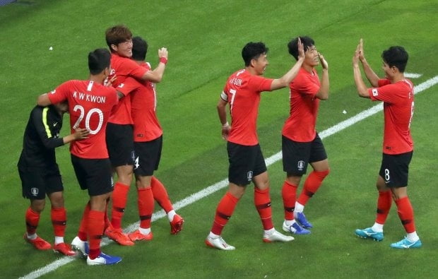 한국, 호주에 1-0 진땀승 '황의조 결승골'