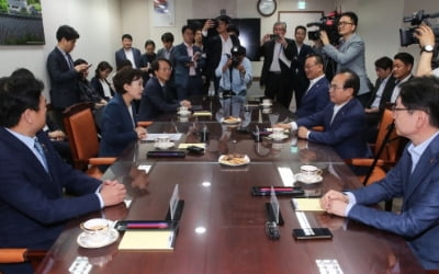 동남권 신공항, 총리실서 검토…국토부·부울경 "결과 따른다"