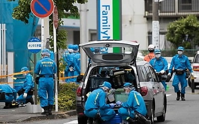 日 잇따르는 '중년 히키코모리' 사건에 골머리…전국 61만명