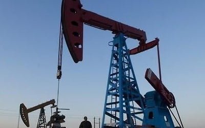 국제유가, 美금리인하 가능성에 반등…WTI 0.4%↑